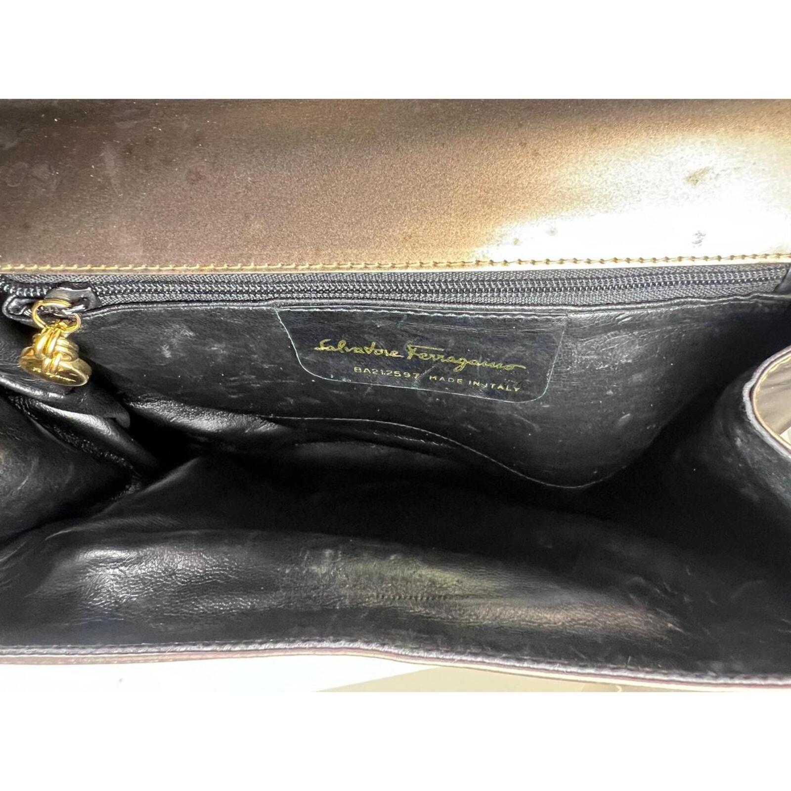 Vintage Salvatore Ferragamo front-flap crossbody bag