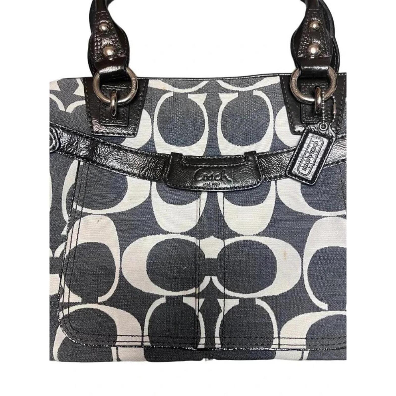 Coach Signature Penelope Shoulder Bag