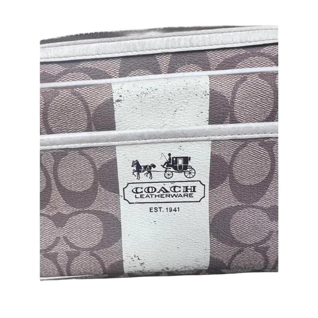 Coach Signature Shoulder Bag