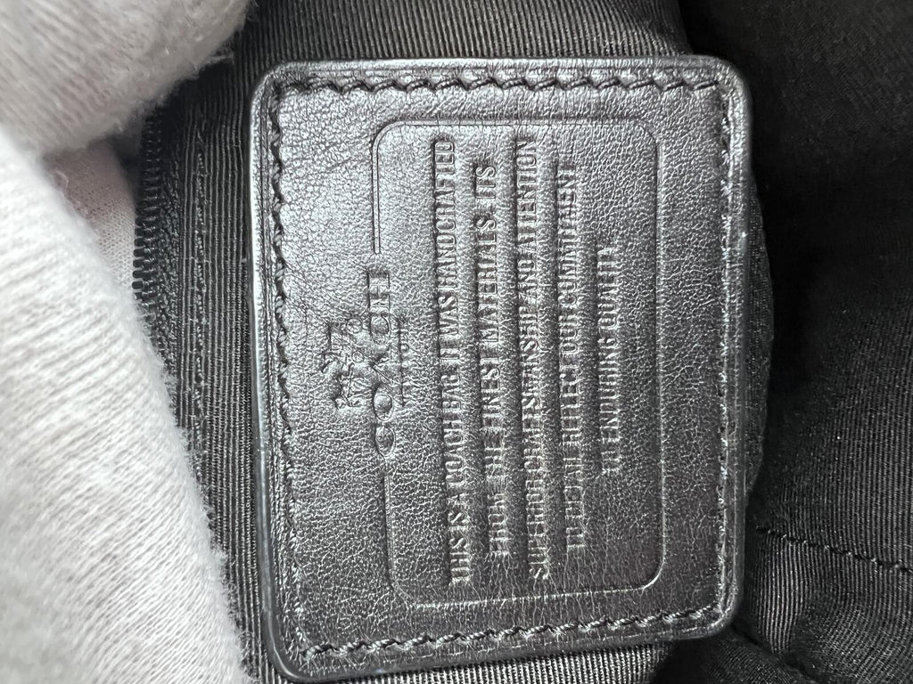 Coach Signature Canvas Messenger Bag