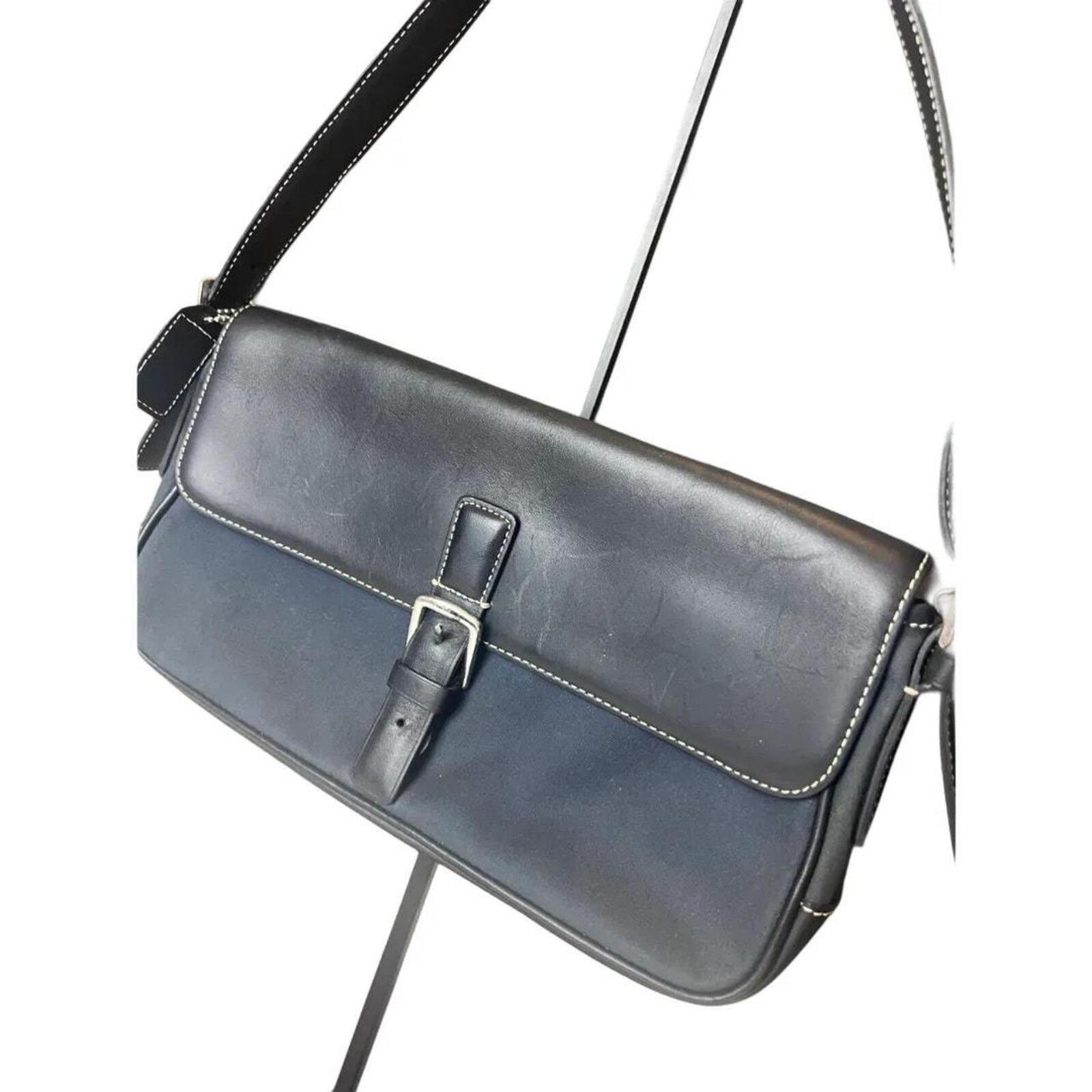 Coach Hamptons Shoulder Bag in black leather