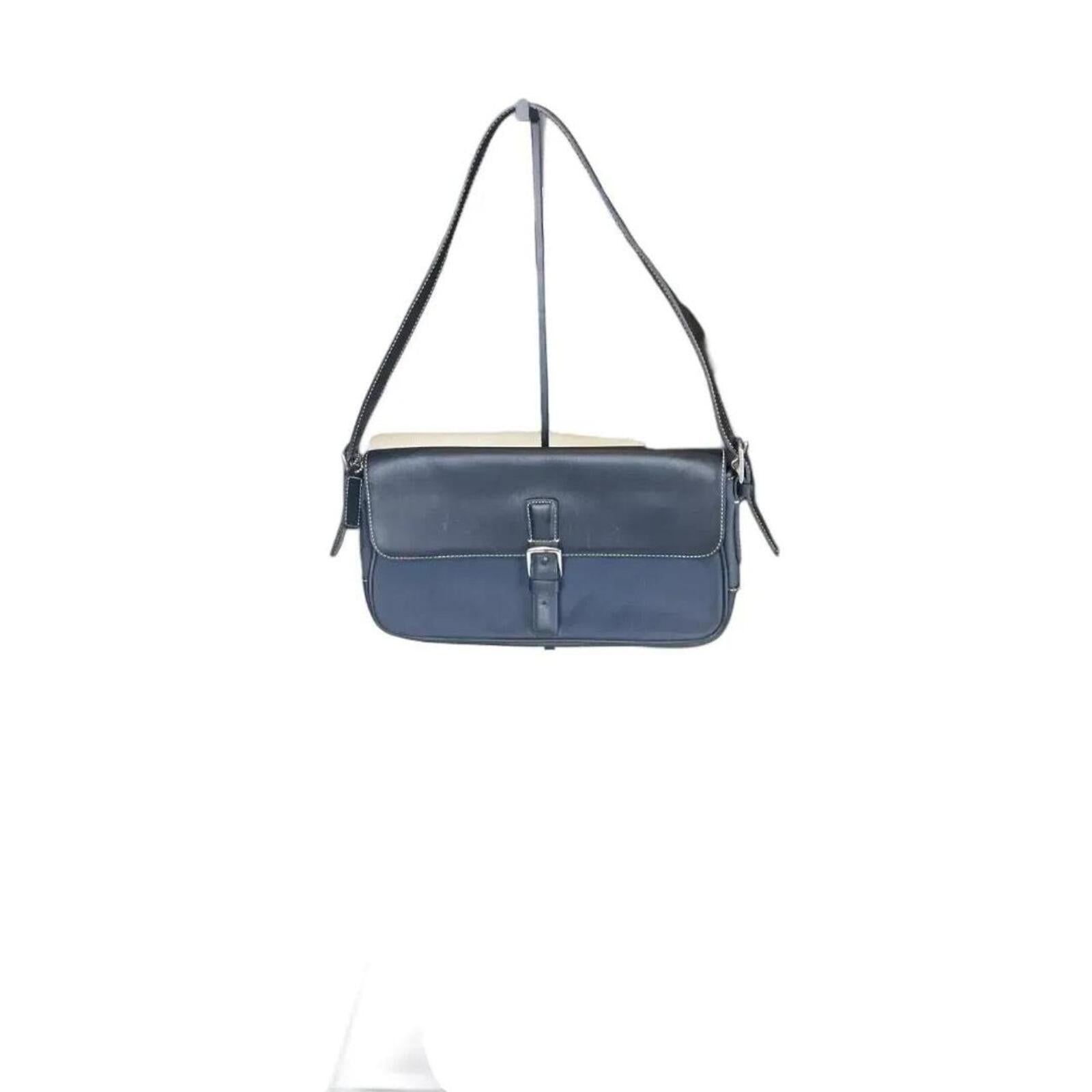 Coach Hamptons Shoulder Bag in black leather